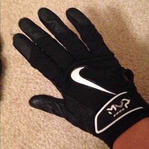 Women's softball gloves size small